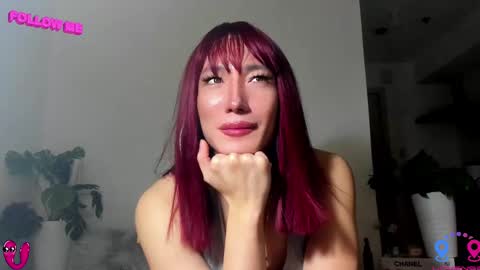 crishinahotty online show from February 14, 2025, 9:13 am