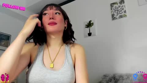 crishinahotty online show from March 3, 2025, 3:42 pm