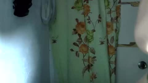 hottycrissy4u online show from May 10, 2026, 3:01 am