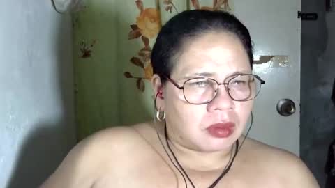 hottycrissy4u online show from May 20, 2026, 4:57 pm
