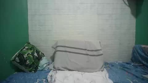 hotwetmommaxxx online show from December 9, 2024, 2:28 pm