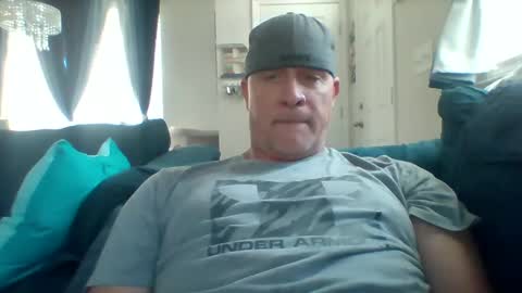 hotyummycock69 online show from September 18, 2025, 5:59 pm