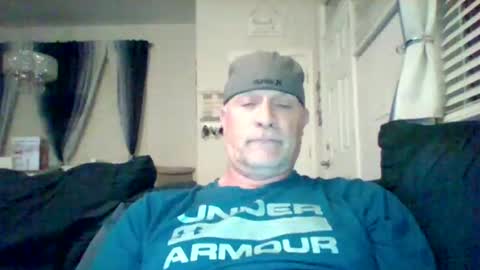 hotyummycock69 online show from October 29, 2025, 2:36 am