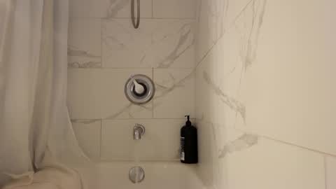 houdicky2 online show from September 27, 2025, 9:47 am