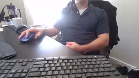 hoverday online show from February 19, 2026, 5:09 pm