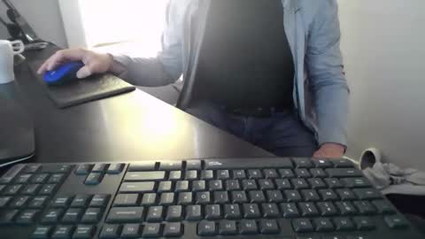 Snapshot of hoverday chatting on May 25, 2026, 4:46 pm hoverday online show from May 25, 2026, 4:46 pm