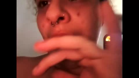 Snapshot of howarudoing chatting on February 4, 2026, 6:14 pm howarudoing online show from February 4, 2026, 6:14 pm