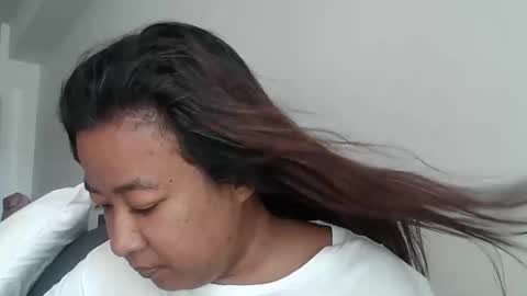 Snapshot of howdykannapat chatting on November 23, 2025, 6:02 am NIDA online show from November 23, 2025, 6:02 am