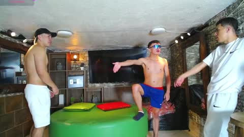 HOWENTS online show from December 28, 2024, 12:47 am