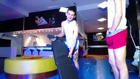 HOWENTS online show from January 27, 2025, 3:04 am