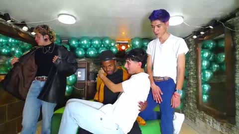 HOWENTS online show from January 29, 2025, 2:40 am