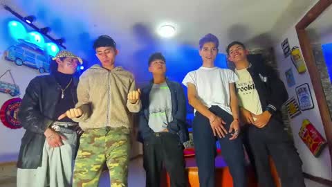 HOWENTS online show from March 12, 2025, 4:08 am