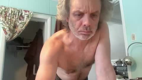 howlingatnothing online show from December 16, 2025, 7:19 pm