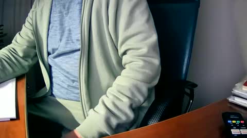 Peter online show from November 23, 2025, 9:25 pm