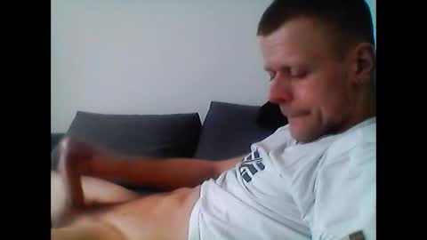 hubikush22 online show from February 3, 2026, 3:17 pm