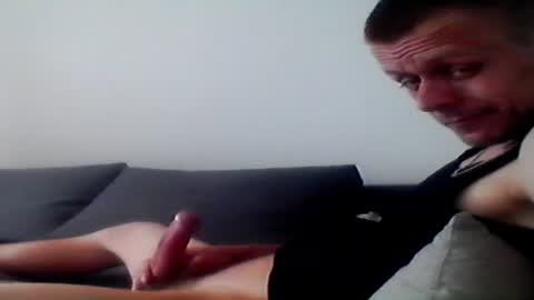 Snapshot of hubikush22 chatting on June 17, 2026, 3:02 pm hubikush22 online show from June 17, 2026, 3:02 pm