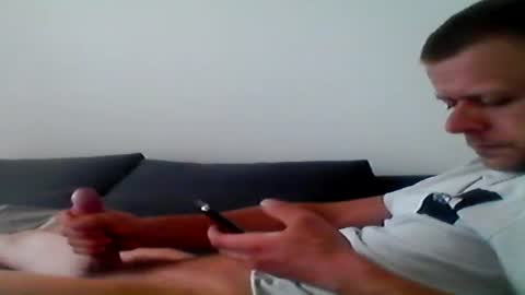 Snapshot of hubikush22 chatting on June 20, 2026, 3:59 pm hubikush22 online show from June 20, 2026, 3:59 pm