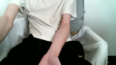 Keanu online show from February 12, 2026, 1:50 pm