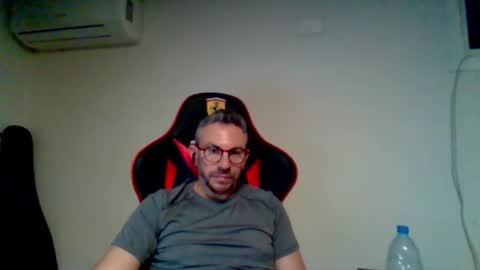 Snapshot of huge__cumshot chatting on March 10, 2026, 6:57 pm huge__cumshot online show from March 10, 2026, 6:57 pm