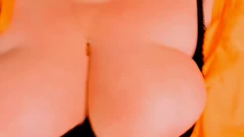 Snapshot of huge_booobs chatting on February 4, 2025, 7:22 pm milli online show from February 4, 2025, 7:22 pm