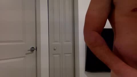 Snapshot of hugeblast chatting on October 19, 2025, 6:47 am HugeBlast online show from October 19, 2025, 6:47 am