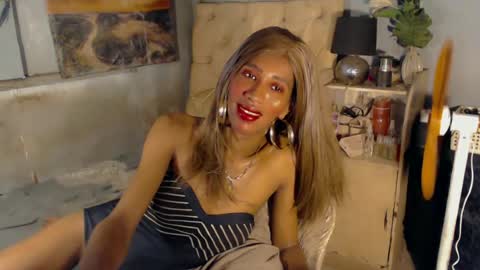 hugecock_caramel online show from June 24, 2026, 4:22 am