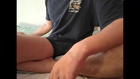 Snapshot of hugeloads6767 chatting on December 21, 2025, 9:38 am hugeloads6767 online show from December 21, 2025, 9:38 am