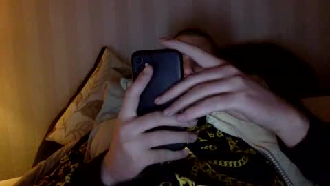 Snapshot of hugeswedishviking chatting on December 17, 2024, 12:01 am hugeswedishviking online show from December 17, 2024, 12:01 am