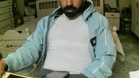 Snapshot of hugeveiny chatting on May 20, 2026, 4:02 pm hugeveiny online show from May 20, 2026, 4:02 pm