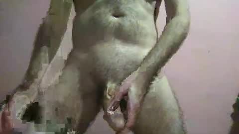 Snapshot of hugexxxcummer chatting on January 15, 2025, 3:39 pm hugexxxcummer online show from January 15, 2025, 3:39 pm