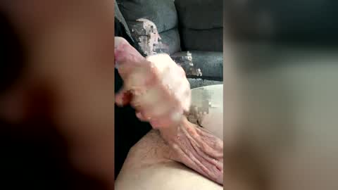 Snapshot of hugo4lif3 chatting on March 1, 2026, 8:33 pm hugo4lif3 online show from March 1, 2026, 8:33 pm