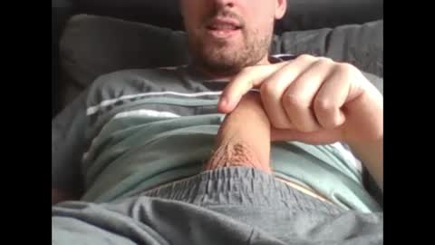 hugothewood1001 online show from March 20, 2026, 1:38 pm