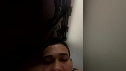 humbertogil584 online show from March 7, 2026, 9:56 pm