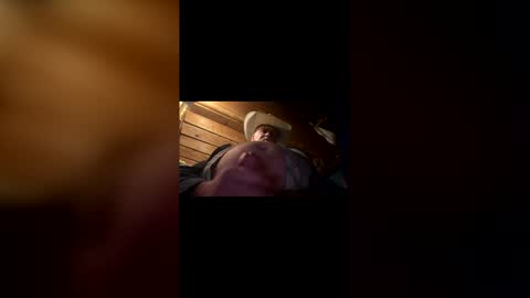 hung34u online show from April 5, 2026, 9:39 am