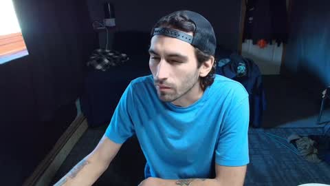 Snapshot of hungbidad666 chatting on December 12, 2024, 7:04 pm FootLover online show from December 12, 2024, 7:04 pm