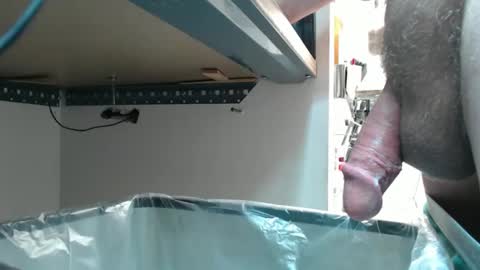 hungforfun8 online show from January 1, 2025, 2:20 pm