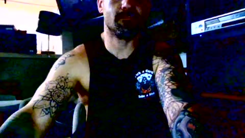 hungherowithoutacape online show from August 6, 2026, 12:18 pm