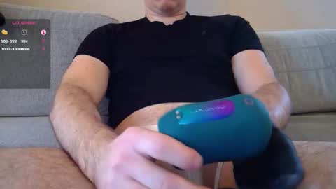 Snapshot of hungking10xl chatting on October 27, 2025, 8:40 am hungking10xl online show from October 27, 2025, 8:40 am