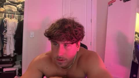 hungkingg22 online show from April 2, 2026, 4:04 pm