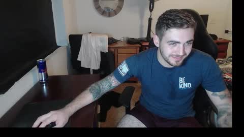 Snapshot of hungmtnman2256 chatting on March 16, 2026, 2:50 am hungmtnman2256 online show from March 16, 2026, 2:50 am