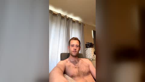 Snapshot of hungteasex chatting on June 11, 2026, 6:00 am HungTeaseX online show from June 11, 2026, 6:00 am