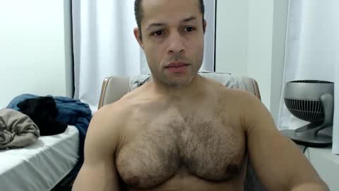 Snapshot of hungxpert chatting on February 9, 2025, 11:57 pm hungxpert online show from February 9, 2025, 11:57 pm