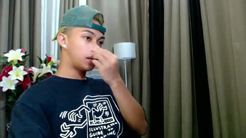 Snapshot of hunk_edward chatting on June 25, 2026, 7:46 am hunk_edward online show from June 25, 2026, 7:46 am