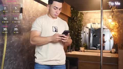 Snapshot of hunk_ryan chatting on December 5, 2025, 12:03 pm hunk_ryan online show from December 5, 2025, 12:03 pm