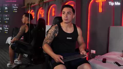 Snapshot of hunk_ryan chatting on December 18, 2025, 2:01 pm hunk_ryan online show from December 18, 2025, 2:01 pm