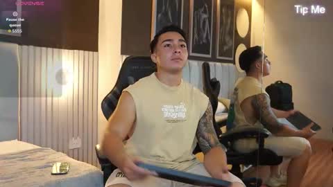 Snapshot of hunk_ryan chatting on January 5, 2026, 5:27 pm hunk_ryan online show from January 5, 2026, 5:27 pm