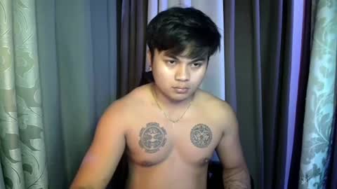hunkyzeus online show from June 29, 2026, 8:31 am
