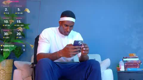 Snapshot of hunter_biggest chatting on June 13, 2026, 1:25 am Hunter online show from June 13, 2026, 1:25 am
