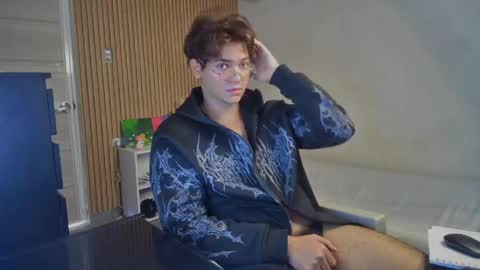 husband_xxx online show from May 14, 2026, 4:58 pm