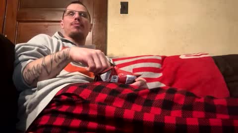 Snapshot of husbandandwife2011 chatting on February 15, 2025, 4:47 am husbandandwife2011 online show from February 15, 2025, 4:47 am